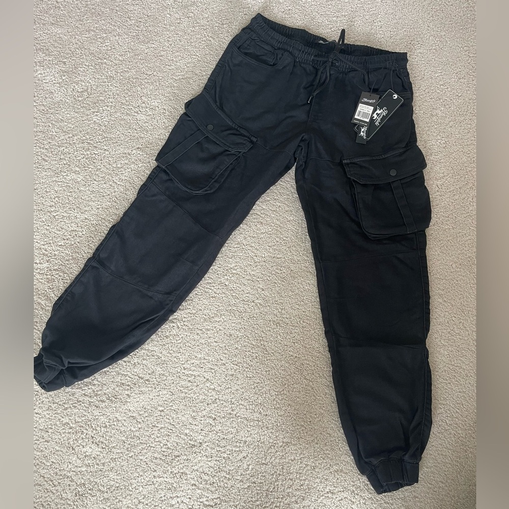 Bloomefield Black Cargo Pants with Relaxed Fit and Elastic Cuffs